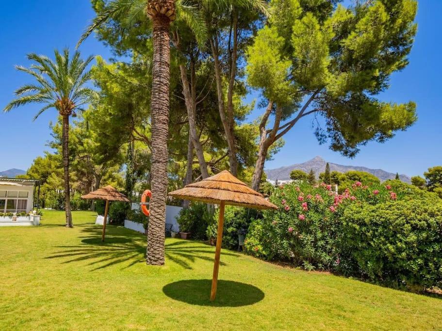 Estudio Torre De Andalucia Marbella Bagian luar foto