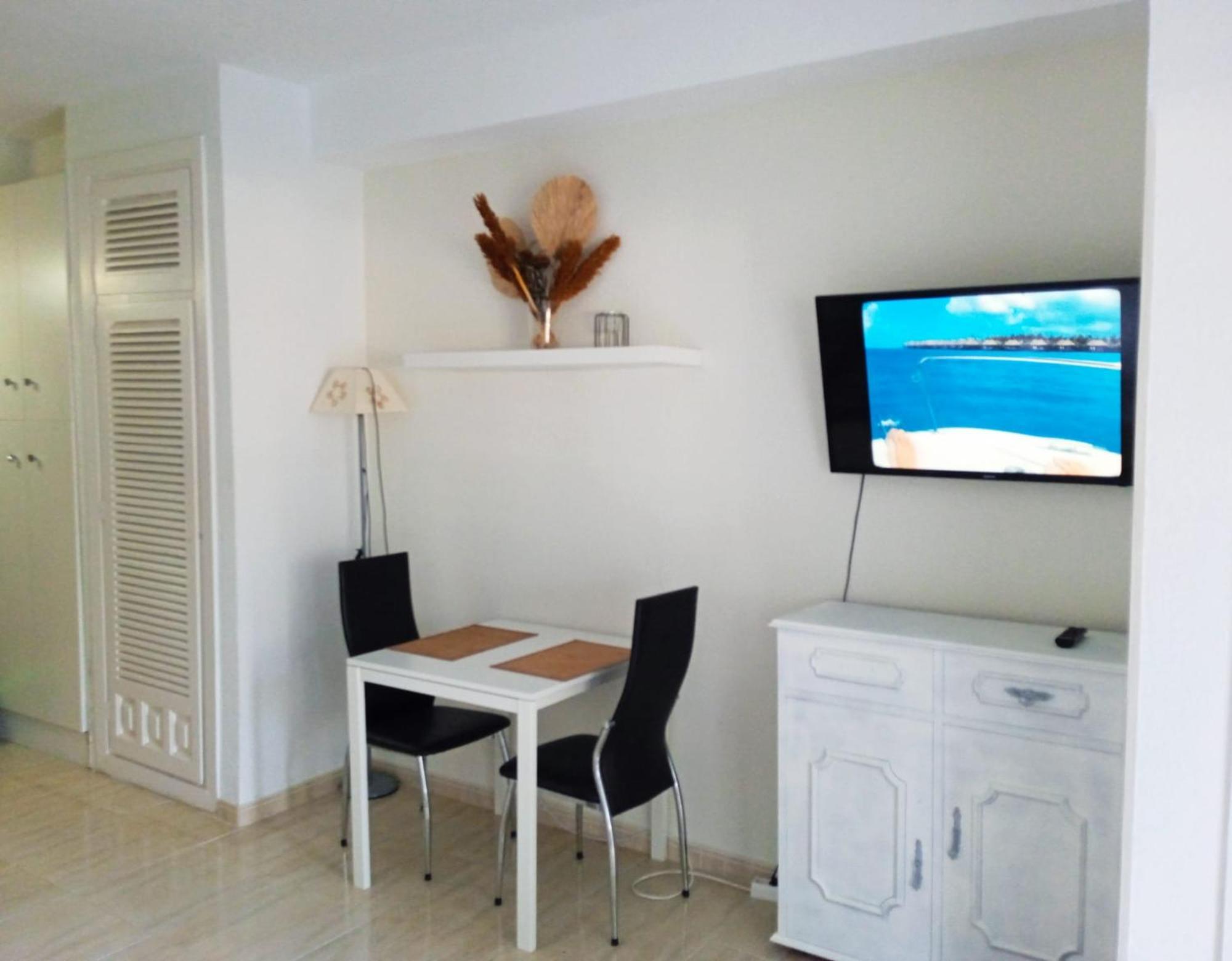 Estudio Torre De Andalucia Marbella Bagian luar foto