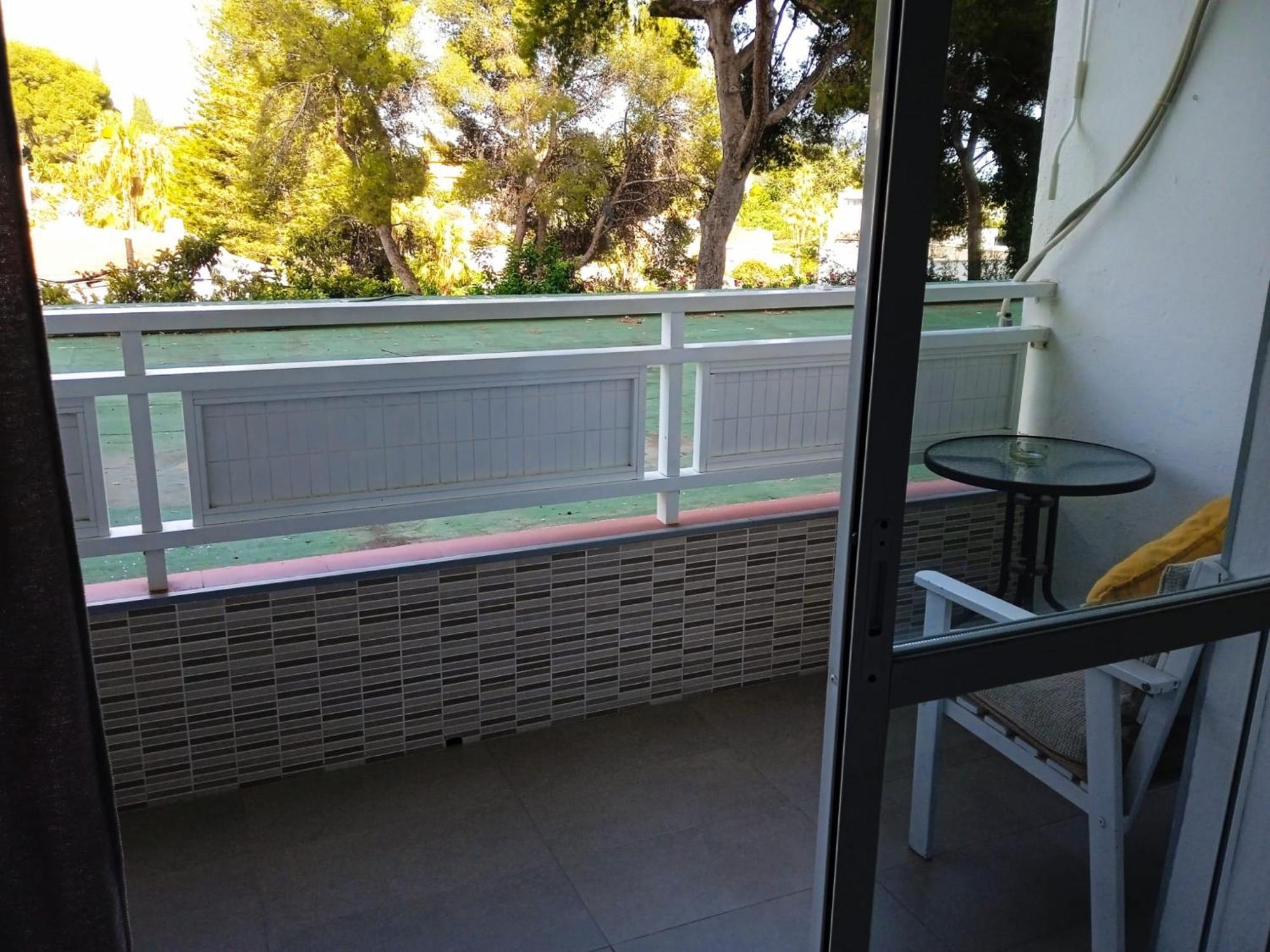 Estudio Torre De Andalucia Marbella Bagian luar foto