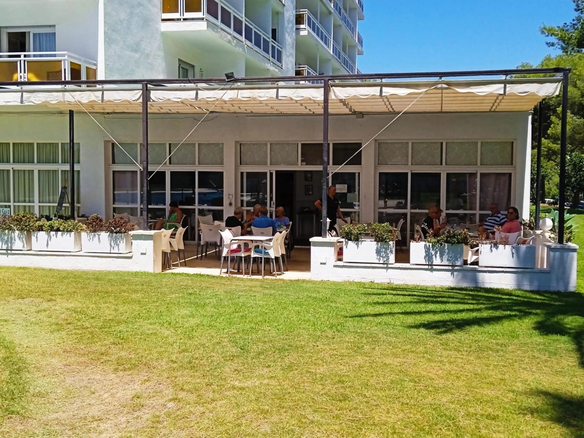 Estudio Torre De Andalucia Marbella Bagian luar foto